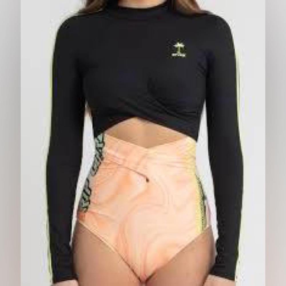 Never used! Rip Curl Twin Fin Black Long Sleeve Surf Swimsuit